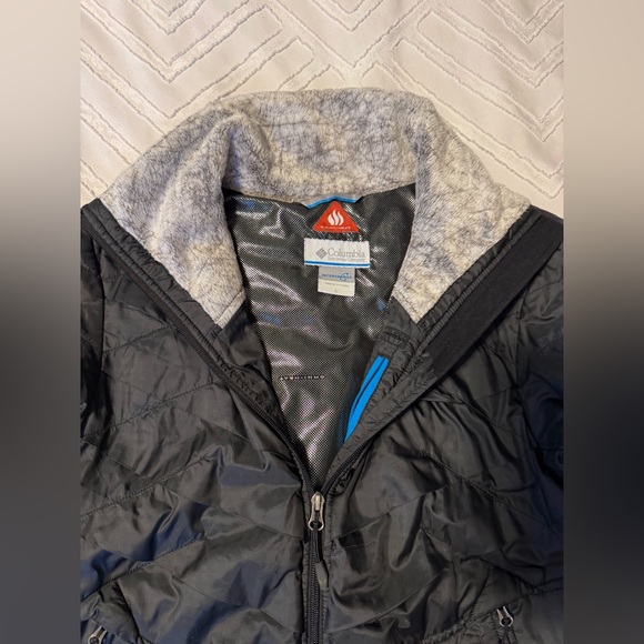Columbia puffer jacket size large black - Picture 2 of 3